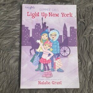 Good Book Read for Girls - Light Up New York by Natalie Grant